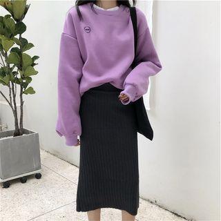 Lettering Pullover / Midi H-line Skirt