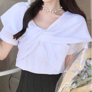 Short-sleeve Twisted Blouse White - One Size