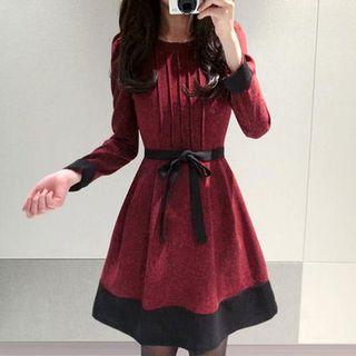 Bow Pintuck Long-sleeve A-line Dress
