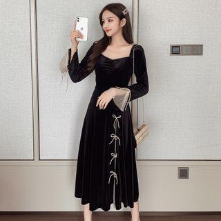 Long-sleeve Square-neck Ribbon Midi Dress