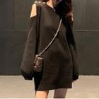 Cold-shoulders Knit Dress
