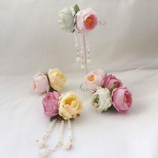 Flower Faux Pearl Fringed Hair Clip