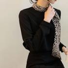 Sip-back Blouse With Leopard Scarf
