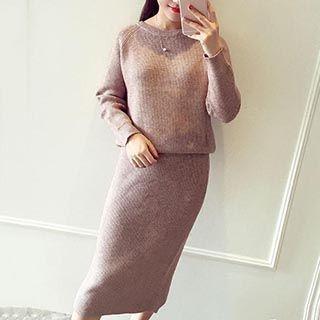 Set: Plain Sweater + Midi Knit Skirt