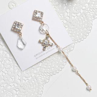 Non-matching Pearl & Rhinestone Drop Earring
