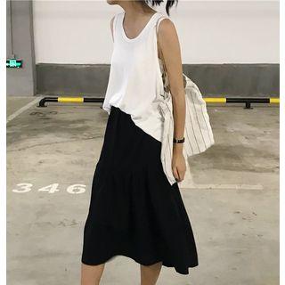 Plain Tank Top / Midi A-line Skirt