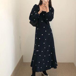 Balloon-sleeve Floral Embroidered Midi A-line Dress Dark Blue - One Size
