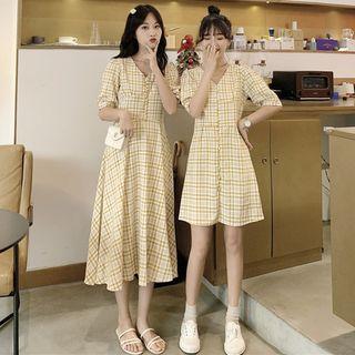 V Collar Plaid Short-sleeve A-line Dress / Maxi Skirt