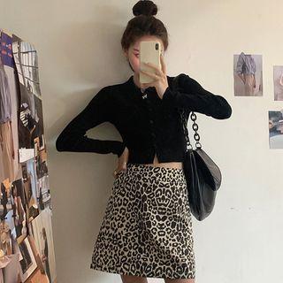 Long-sleeve Button T-shirt / Leopard Print Mini A-line Skirt