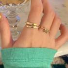 Set: Twist + Bow Open Ring Set Of 2 - Gold - One Size