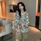 3/4-sleeve Floral Blouse / Shorts