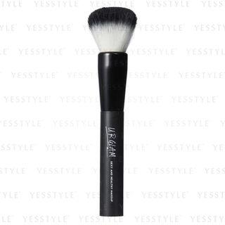 Ur Glam Cheek Brush 1 Pc
