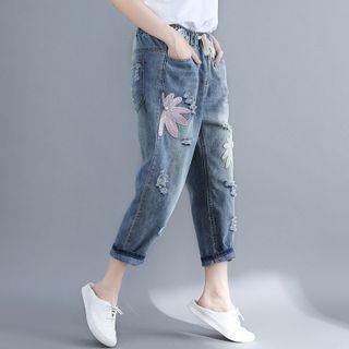 Flower Embroidered Loose Fit Jeans