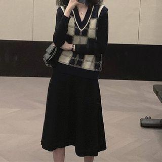Sweater Vest / Long-sleeve Midi A-line Dress / Set