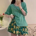 Elbow-sleeve Slit T-shirt / Floral Mini A-line Skirt