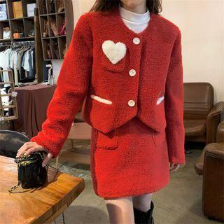 Heart Fleece Cropped Jacket / Plain Fleece Skirt