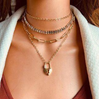 Lock Pendant Rhinestone Layered Alloy Choker Necklace Gold - One Size