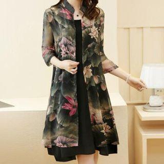 Set: Flower Print Elbow-sleeve Chiffon Long Shirt + Plain Spaghetti Strap Shift Dress