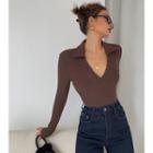 Collared Deep V-neck Skinny T-shirt