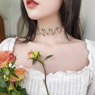 Crochet Floral Choker