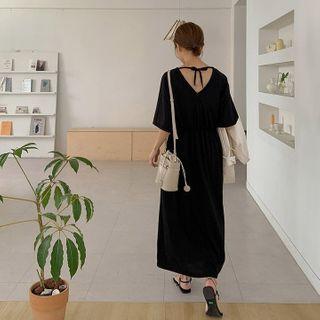 V-neck Tie-back Maxi Dress