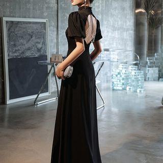 Short-sleeve Chained Open-back A-line Gown