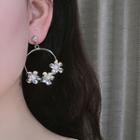 Faux Pearl Alloy Flower Hoop Earring Ae0552 - 1 Pair - Pearl - Silver - One Size
