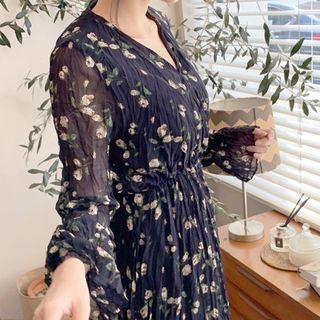 V-neck Crinkled Floral Mini Dress Navy Blue - One Size