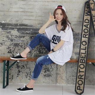 V-neck Lettering Long T-shirt