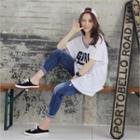 V-neck Lettering Long T-shirt