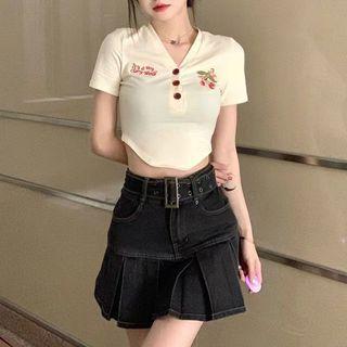 Short-sleeve Lettering Cropped T-shirt / Pleated Denim Mini A-line Skirt / Set