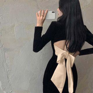 Bow Slit Midi Bodycon Dress