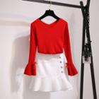 V-neck Sweater / Mini A-line Skirt / Set