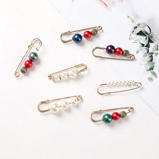 Pearl Safety Pin Brooch