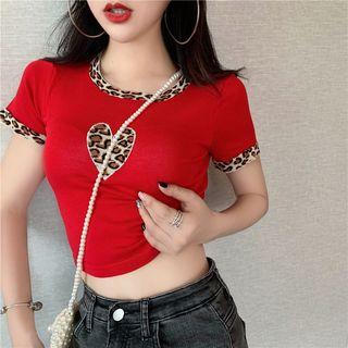 Short-sleeve Heart Applique Crop T-shirt