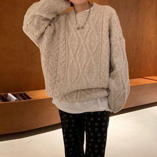 Plain Cable Knit Sweater / Print Harem Pants