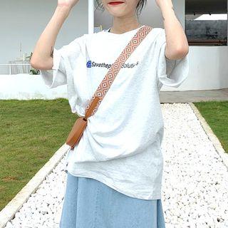 Short-sleeve Lettering Printed T-shirt / Sleeveless Plain Dress