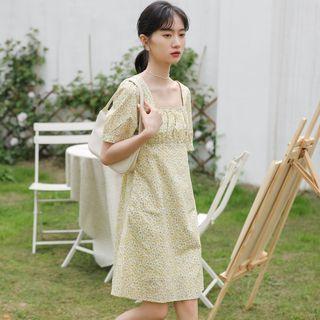 Short-sleeve Floral Print A-line Dress Yellow - One Size