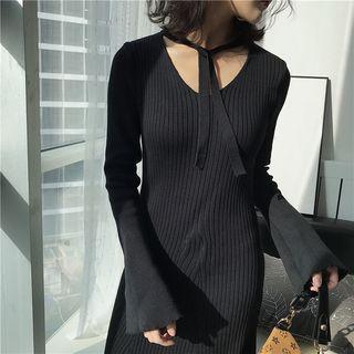 Plain V-neck Bell-sleeve Slim-fit Knit Dress