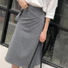 Elbow-sleeve Shirt / A-line Midi Skirt