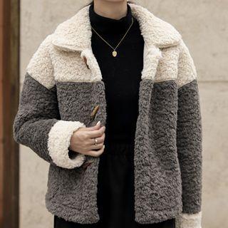 Two Tone Fleece Toggle Coat