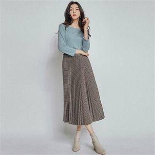 Pleated Plaid Maxi Skirt Brown - One Size