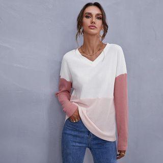 Long-sleeve V-neck Color Block Knit T-shirt