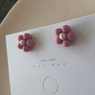 Flower Studded Earrings Rose Pink - One Size