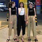 Print Short-sleeve Loose-fit T-shirt / Plain Cropped Pants