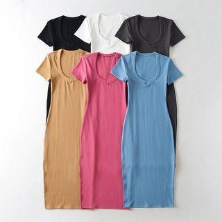 Short-sleeve Scoop Neck Sheath Dress