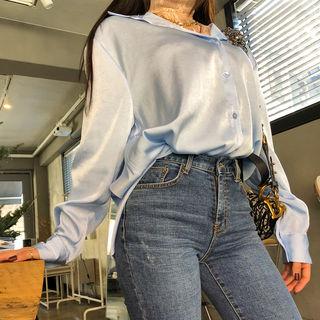 Slit-side Dip-back Blouse