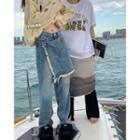 Fray Hem Mid Rise Loose Fit Jeans