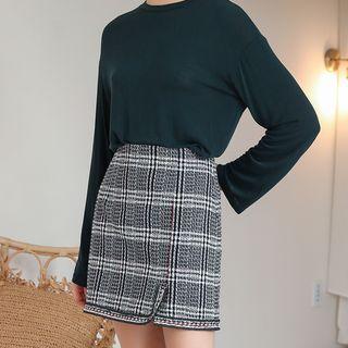 Slit-side Tweed Skirt