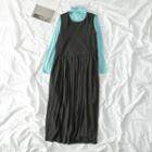Cowl-neck Long Sleeve T-shirt / Pleated Pinafore Dress